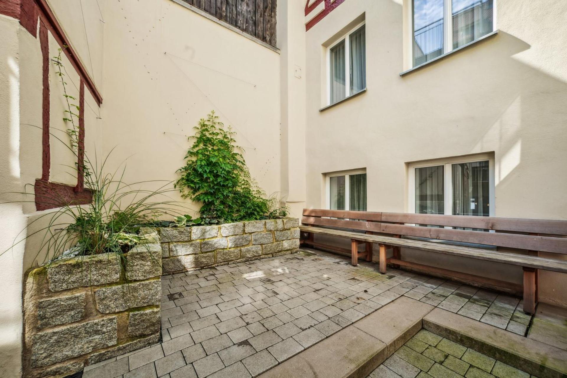 Neu Kapapart15 - 6 Schoene Fewos Mit Einbaukueche, Bad Und Balkon In Der Altstadt Auf Bambergs Insel Exterior photo